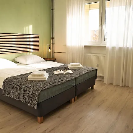 Gemuetliches 3-raum Mit Boxspringbetten, Vollausgestattet Kueche, Balkon, Wlan, 40 Zoll Hd-tv