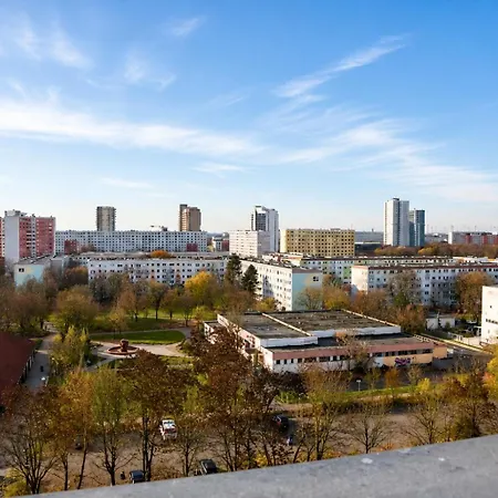 Apartment Gemuetliches 3-raum Mit Boxspringbetten, Vollausgestattet Kueche, Balkon, Wlan, 40 Zoll Hd-tv