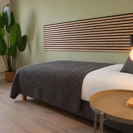 3-raum Für Geschäftsreisen Mit Einzelbetten, Küche, Wama, Balkon, Wlan, Self Check-in Apartment Halle (Saale)