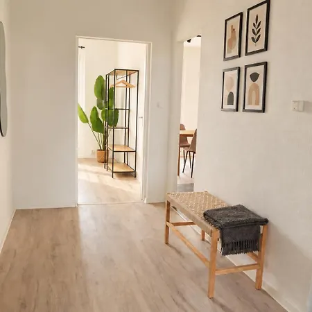 Apartment 3-raum Für Geschäftsreisen Mit Einzelbetten, Küche, Wama, Balkon, Wlan, Self Check-in *
